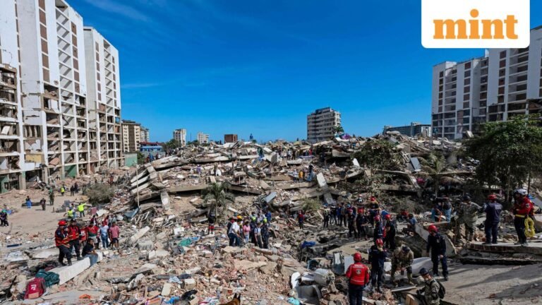 Strong aftershocks hit Caracas as Venezuela struggles to recover from two deadly earthquakes | Today’s news