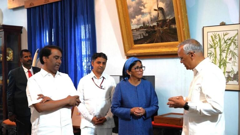 Acting President of Venezuela visits SSSIHL and praises value-based education model