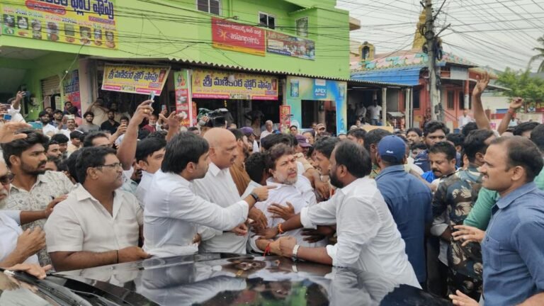 YSRCP leaders visit Amaravati villages blocked by farmers, fight breaks out