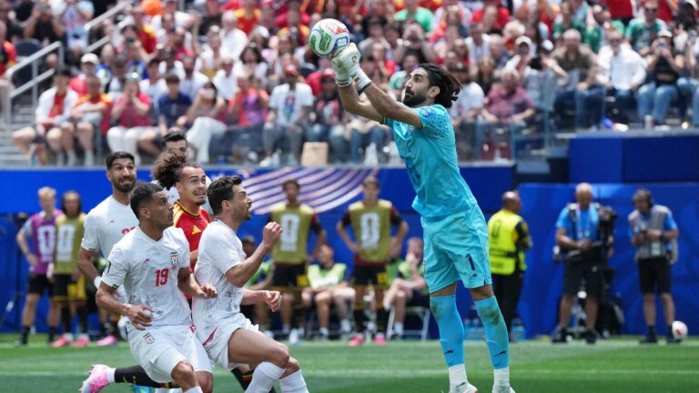 Beiranvand wall helps Iran secure vital point against 10-man Belgium