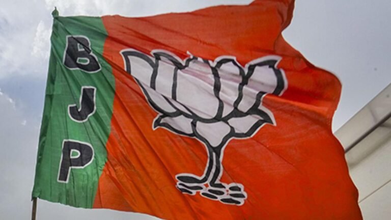 BJP in a tricky spot in Thiruvananthapuram Corporation as 20 councillors, including accused R Sugathan KAAPA, seek re-swearing