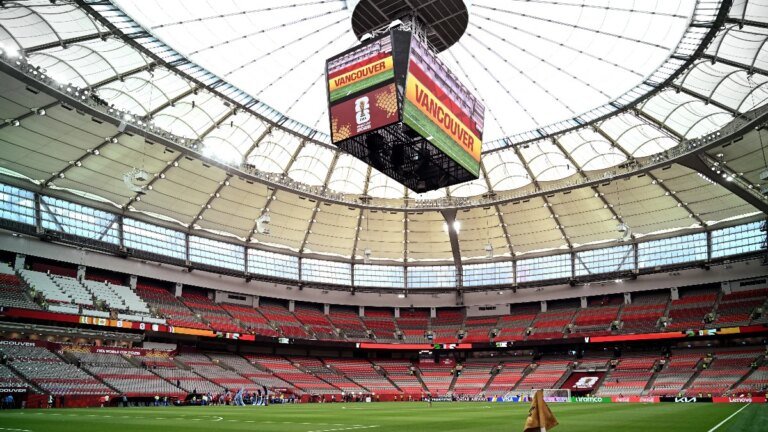 Canada vs Qatar live FIFA World Cup: Alphonso Davies on bench, eyes on first place in Group B