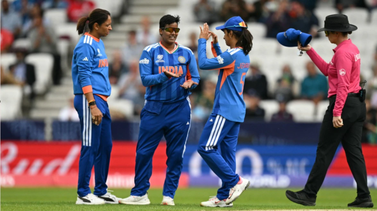 India Women beat Netherlands, leapfrog Australia to top the table