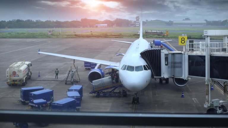 The Ministry recommends capping airports for privatization