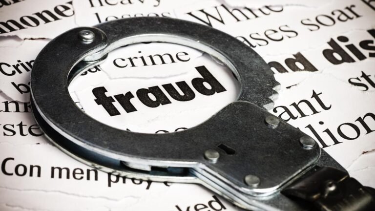 Police have launched a manhunt for a Guntur NRI family involved in employment and visa scams