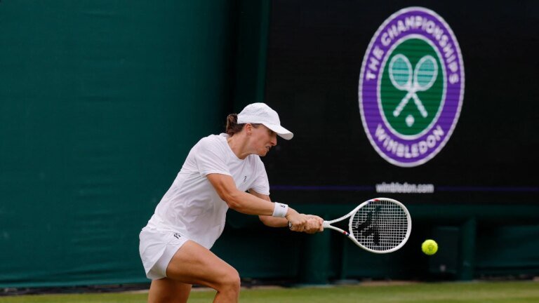 Wimbledon Day 2 Live: Iga Swiatek kicks off the action ahead of Serena’s long-awaited return