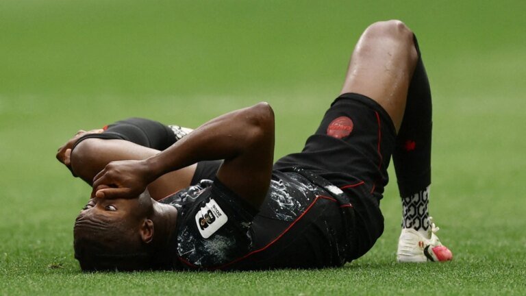 Canadian Ismael Kone suffered a terrible injury in the clash with Qatar, the players left upset