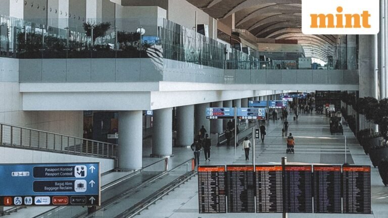 Bengaluru airport scam? Foreigners board with fake boarding pass to gain access to phone, warns traveler | Today’s news