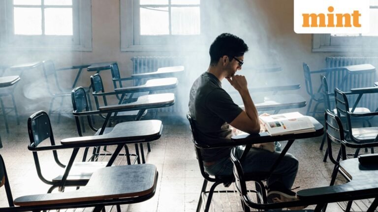 An IIT student with a job offer of ₹ 70 Lakh wants to quit and says, “I’ll never be truly happy”. See viral post | Today’s news