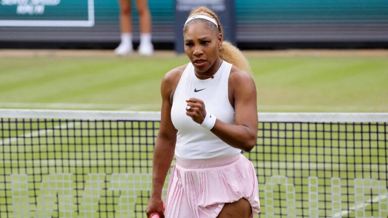 Serena Williams has decided to return to Wimbledon as a singles wild card
