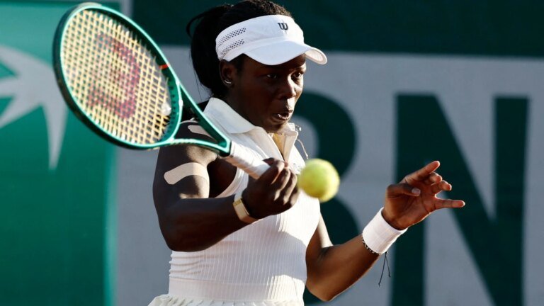 Canadian teenager Victoria Mboko has dropped out of Wimbledon with a knee injury at Queen’s
