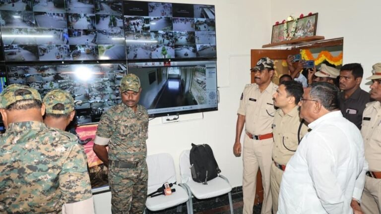 A modern command room has been opened at Dhone to enhance public safety