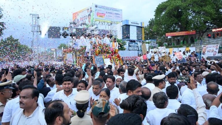 Priyank Kharge got a rousing reception in Kalaburagi as Home Minister