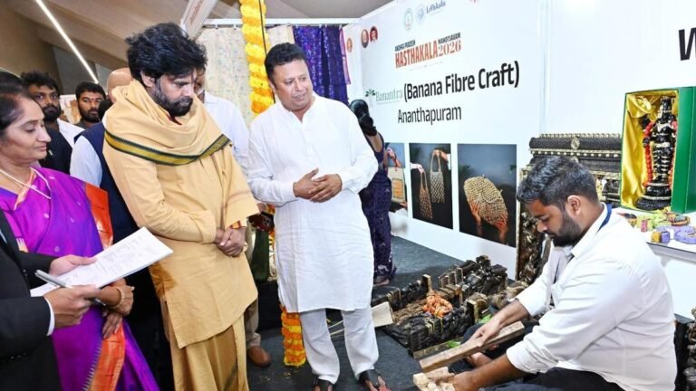 Need to protect artisans to preserve art, says Dy. CM as AP starts health camps for the qualified