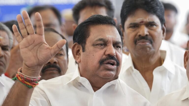 Palaniswami appeals to the Center to maintain the state quota of medical posts