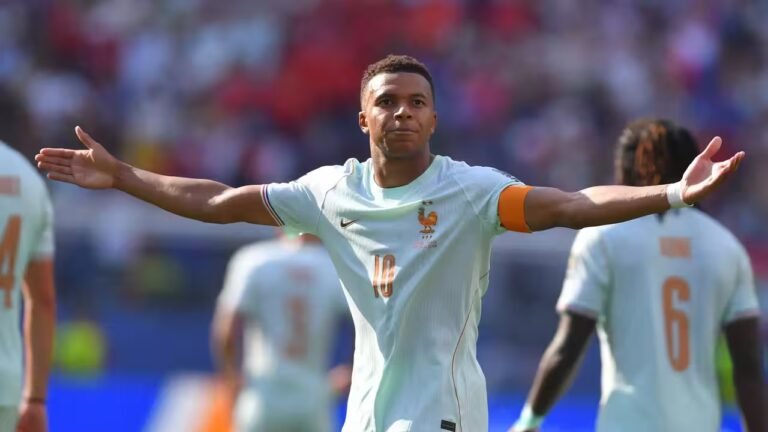 Mbappé magic and Dembélé end Morocco’s run as France head to another World Cup semi-final