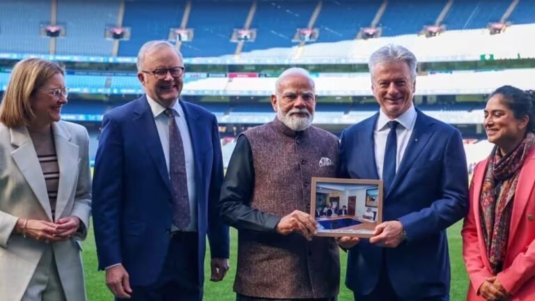 PM Modi gifts Steve Waugh rare framed photograph during MCG visit