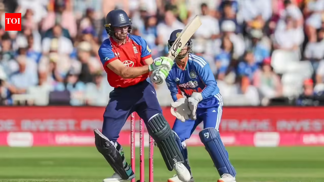 India 115/3 in 10.5 Overs | India vs. England 5th T20I Live Score: Captain Shreyas Iyer falls as India lose third in 258-run chase