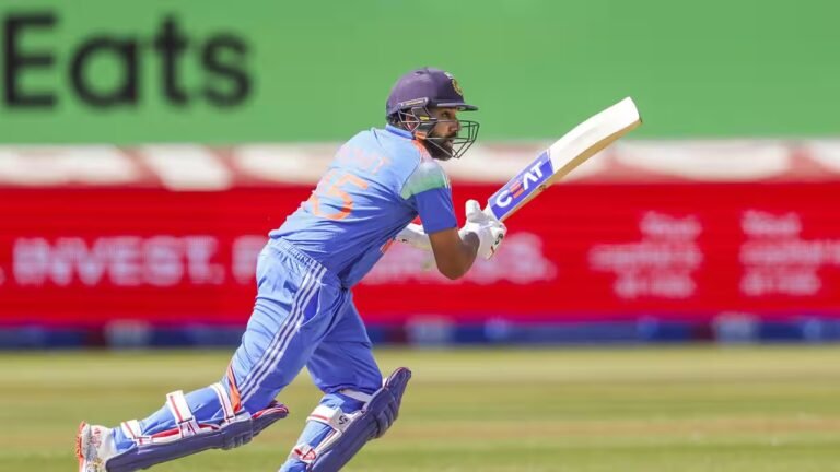 India 148/3 in 26.5 Overs | India vs England Live Score, 2nd ODI: Virat Kohli hits 50, puts India in a strong position