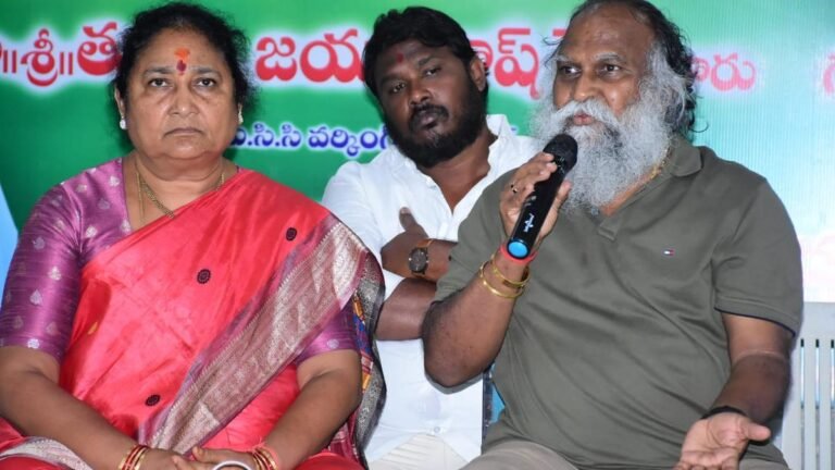 Jagga Reddy asks KTR not to wish harm to Gandhi family who gave Telangana