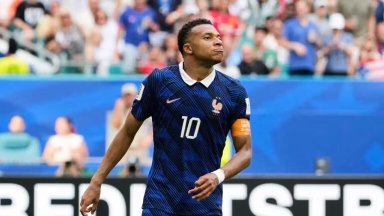 Kylian Mbappé writes the script for World Cup history as the first player to win back-to-back Golden Boots