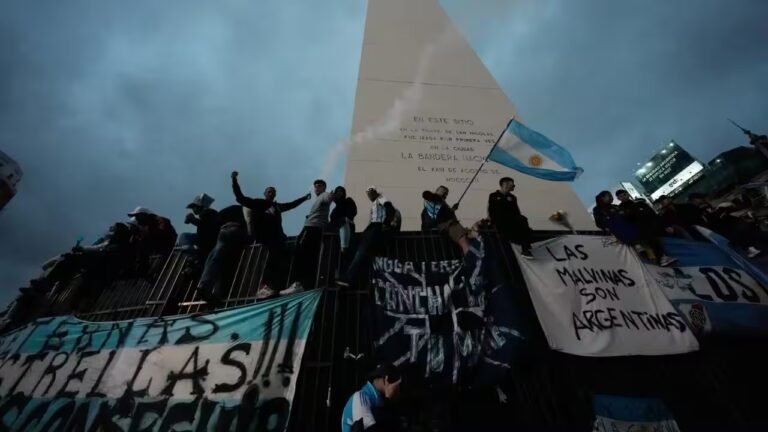 ‘Messi took us to the top of the world’: Fans pack streets of Buenos Aires to applaud Argentina’s World Cup campaign despite final loss – Watch