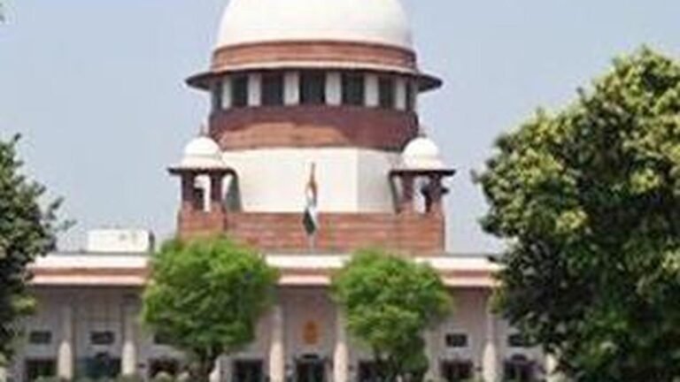 SC gives 4 weeks to Center to give gallantry award to ex-policeman from Madhya Pradesh