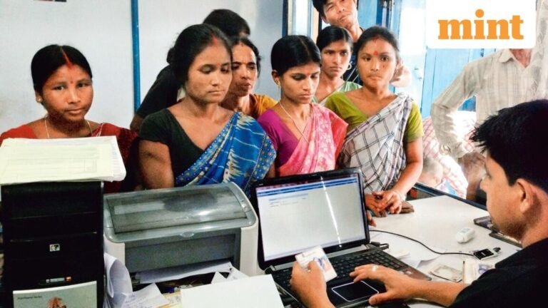 Only 28% of rural households saw income rise in a year: Nabard Survey | Today’s news