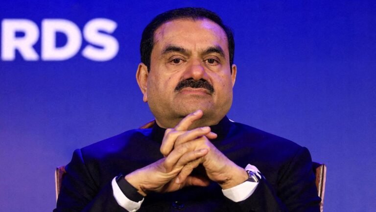 US Justice Department says Adani case should never have been brought, urges judge to permanently drop charges