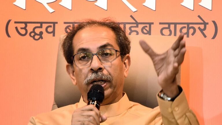 Amidst the uproar of “Operation Tiger”, Uddhav holds a meeting of the party’s Lok Sabha MPs; all nine legislators indicate presence