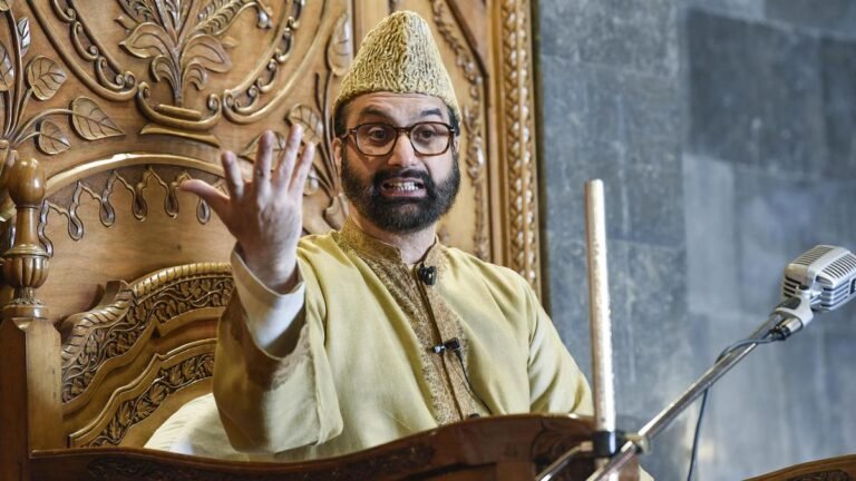 Alarmed by civilian deaths, Mirwaiz urges Pakistan to prioritize dialogue and restraint in PoK