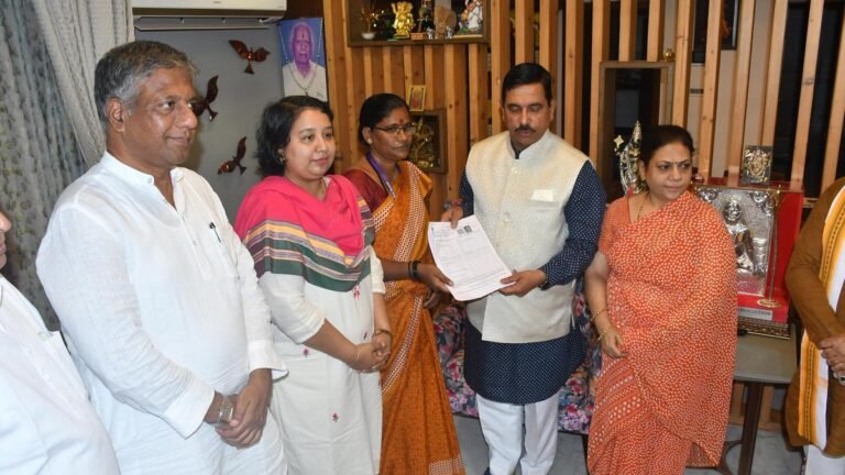 Hubballi: Pralhad Joshi alleges violation of ECI guidelines in SIR