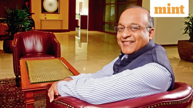 HDFC Bank board meeting with new chairman Rajiv Kumar ‘refreshing’: CEO Jagdishan | Today’s news