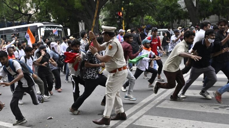 March on Parliament: Protesters’ anger goes beyond paper leaks