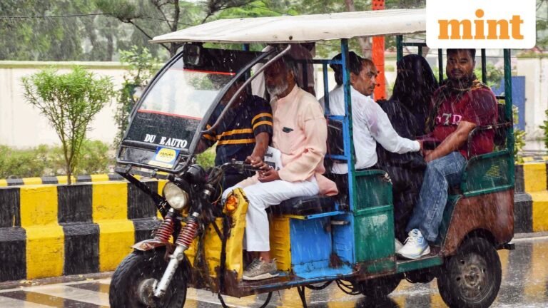 Center removes apps linked to shutdown of e-rickshaws, asks app stores to tighten checks | Today’s news