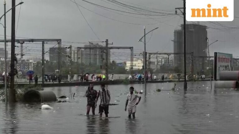 Mumbai’s monsoon woes worsen: IndiGo, Air India, Akasa, SpiceJet issue travel advisory | Today’s news