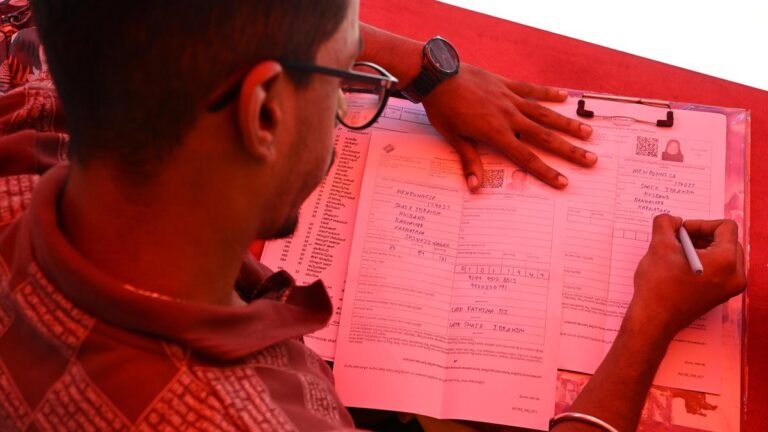 No voting unless you submit enumeration form, says Karnataka official