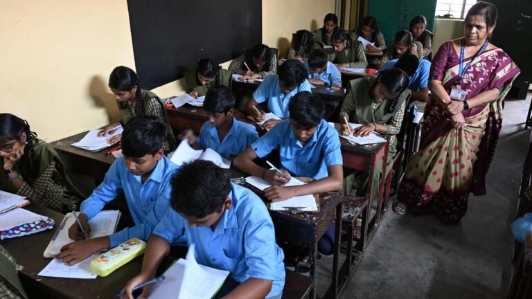 Karnataka Changes Service Rules for Recruitment of Computer Science Teachers for Govt. schools