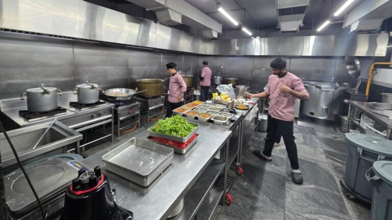 Where is your favorite cyberabad restaurant? Check the hygiene results of 39 food establishments issued by CMC