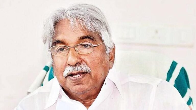 Former Kerala Chief Minister Oommen Chandy recalled the death anniversary
