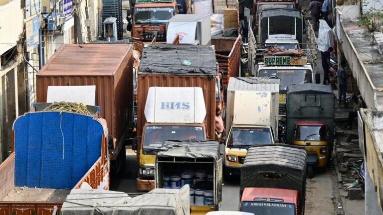 Bengaluru may get phased restrictions on entry and exit timing of heavy vehicles
