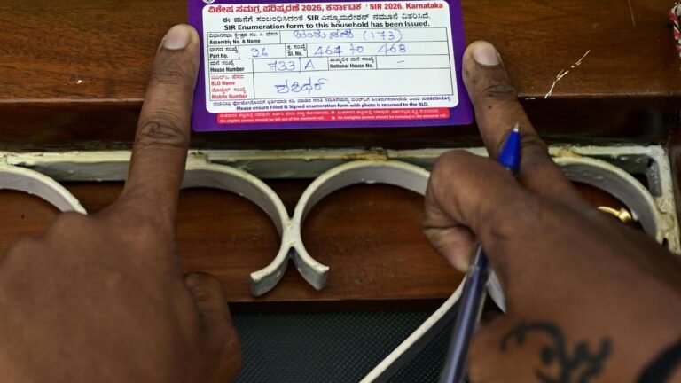 Karnataka: Distribution of enumeration forms for SIR crosses 50% mark