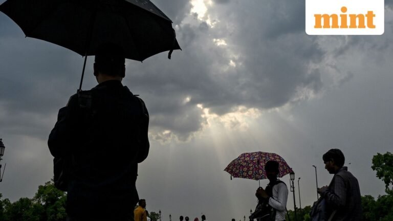 Delhi Weather: Light rain, likely to be cloudy today; IMD issues yellow warning | Today’s news