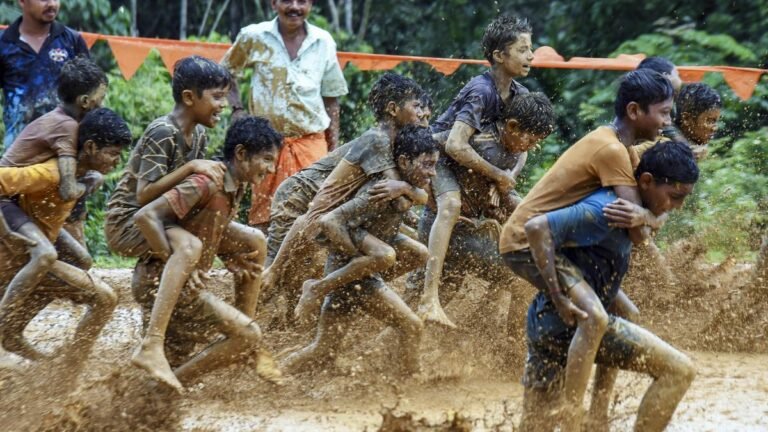 Government of Karnataka. lays down guidelines for setting up 10,000 Bharat Jodo Yuva Sanghas focusing on sports and culture