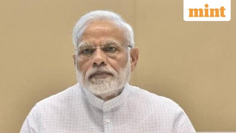 PM Modi talks to Amir of Qatar, condoles death of Amir’s father | Today’s news