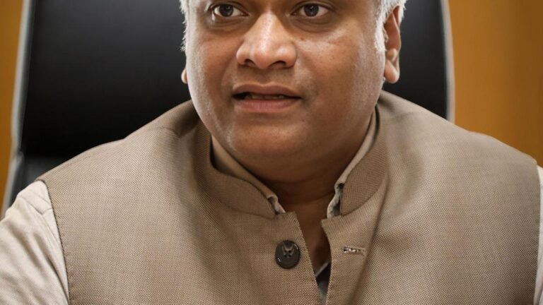 Home Minister orders monthly meetings of SC/ST police officers