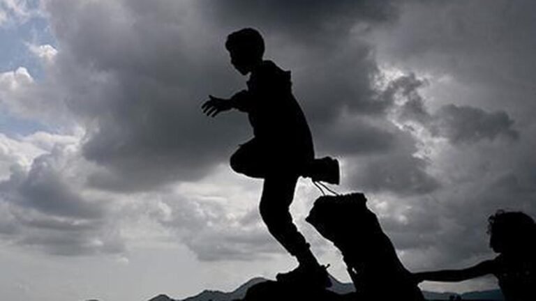 Heavy rains continue in Kerala; IMD issues orange alert in 3 districts
