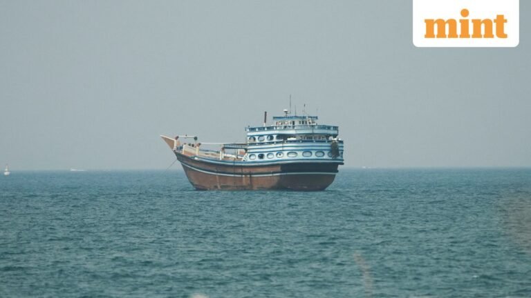 “Oil could rise to $200”: Amid renewed US-Iran hostilities, Yemen threatens to close Bab al-Mandeb Strait | Today’s news