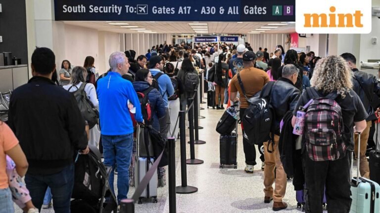 Thinking about traveling to the US? Wiping your phone at immigration could get you in trouble – here’s why | Today’s news