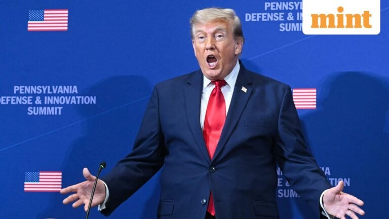 White House fires teleprompter operator who made more than $90,000 placing bets on Trump speeches: Details | Today’s news
